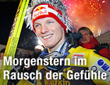 Morgenstern jubelt im Feuerwerk über seinen Sieg
