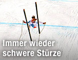 Daniel Albrecht stürzt auf der Streif