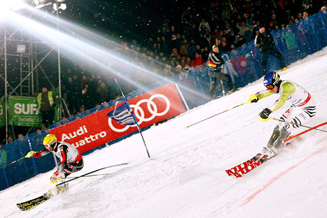 Ivica Kostelic (CRO) und Felix Neureuther (GER) beim Parallelslalom der Herren in München