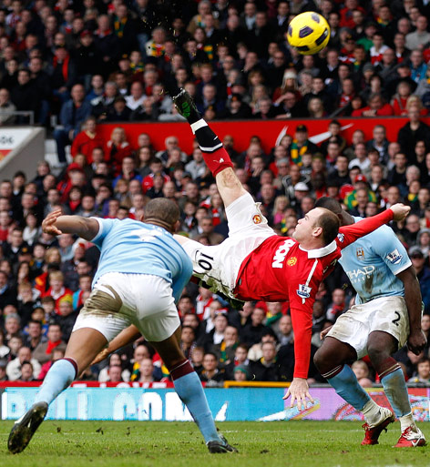 Wayne Rooney (Manchester United) bei Fallrückzieher