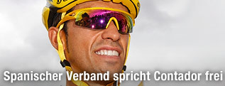 Radrennfahrer Alberto Contador im gelben Trikot
