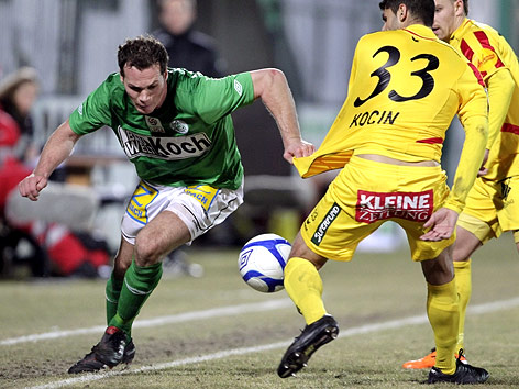 © GEPA/Mario Kneisl Patrick Buerger (Mattersburg) und Umut Kocin (Kapfenberg)
