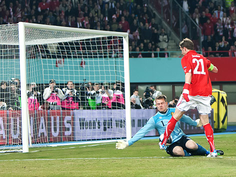 © ORF.at/Dominique Hammer Marc Janko vor dem Tor