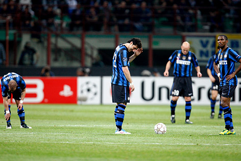 © AP/Antonio Calanni Inter Mailand enttäuschte Spielr Wesley Sneijder, Diego Milito, Esteban Cambiasso und Samuel Eto'o