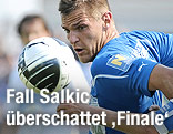 Edin Salkic (Wiener Neustadt) mit Ball