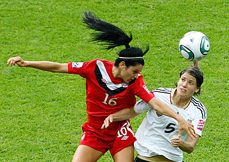 Jonelle Filigno (Kanada) und Annike Krahn (Deutschland)