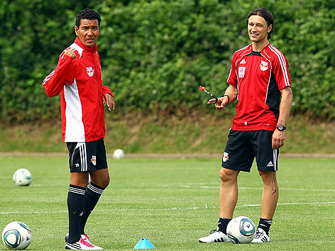 © APA/Krugfoto Salzburg-Trainer Ricardo Moniz und Co-Trainer Niko Kovac