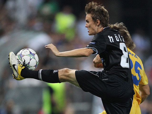 Andreas Hölzl (Sturm) und Dmitri Baga (Borisov)