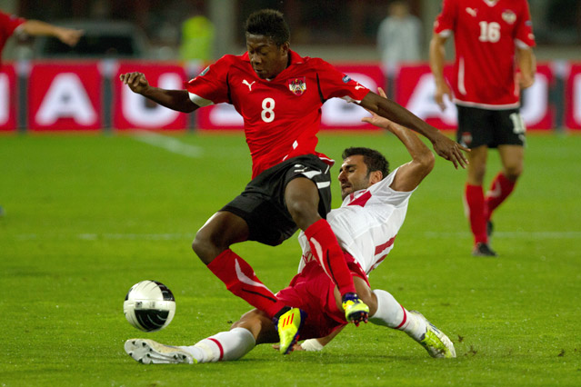 David Alaba (Österreich) und Hakan Balta (Türkei)