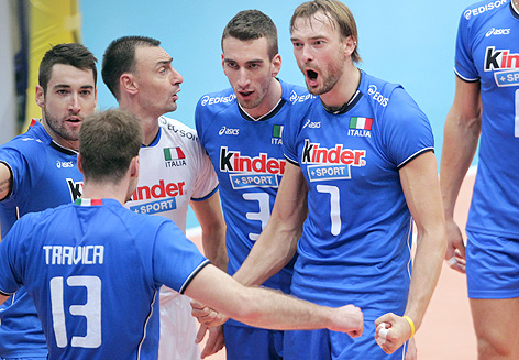 Jubel von Dragan Travica, Simone Parodi und Michal Lasko (ITA)