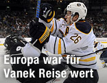 Drew Doughty (Kings) und Thomas Vanek (Sabres)