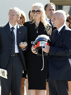 © AP/Chris O'Meara Clive Wheldon (R), Susie Wheldon und ihr Vater Sven Behm