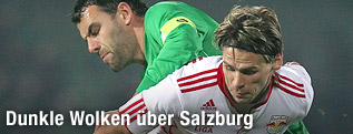 Christoph Leitgeb (Salzburg) und Ilco Naumoski (Mattersburg)