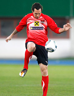 Emanuel Pogatetz während eines Trainings