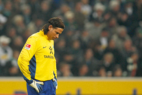 © Reuters/Ina Fassbender Tim Wiese lässt den Kopf hängen