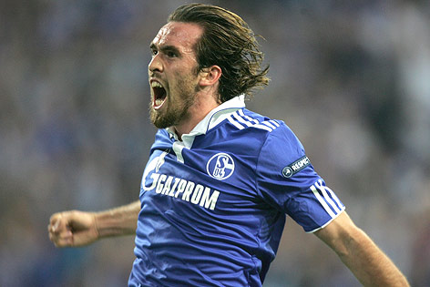 © AP/Juergen Schwarz Jubel von ÖFB-Legionär Christan Fuchs nach einem Tor für Schalke 04