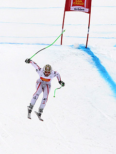 Hannes Reichelt im Sprung