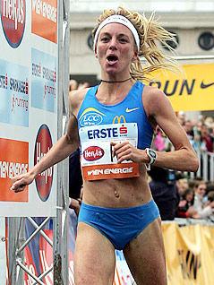 © APA/Günter R. Artinger Läuferin Susanne Pumper im Jahr 2006