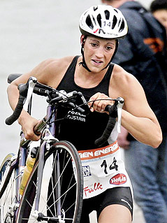 © GEPA/Norbert Juvan Triathletin Lisa Hütthaler