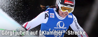 Elisabeth Görgl während der Abfahrt der Damen