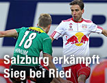 Thomas Hinum (Ried) und Dusan Svento (Salzburg)