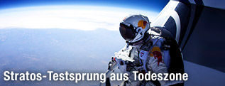 Felix Baumgartner vor dem Sprung aus der Kapsel
