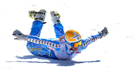 © APA/Roland Schlager Anja Pärson (SWE) liegt mit dem Bauch im Schnee