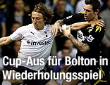 Luka Modric (Tottenham) gegen Mark Davies (Bolton)