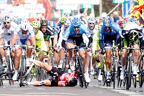 © Reuters/Stefano Rellandini Sturz von Mark Cavendish
