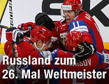 Russische Spieler jubeln gemeinsam