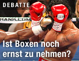 Boxer bekommt Faust ins Gesicht