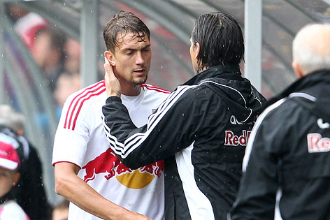 Roger Schmidt mit Stefan Ilsanker