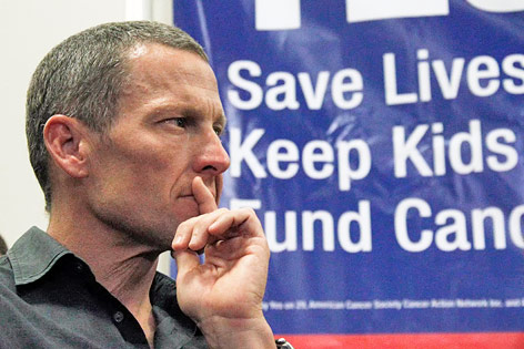 © AP/Reed Saxon Lance Armstrong