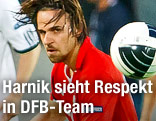 &Ouml;FB-Spieler Martin Harnik fokussiert den Ball