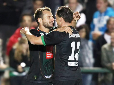 Jubel von Roman Wallner und Marcel Schreter (Wacker)