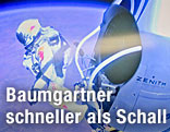 Felix Baumgartner springt aus der Kapsel