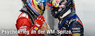 Shake-Hands von Fernando Alonso, Ferrari, und Sebastian Vettel, Red Bull Racing