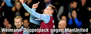 Jubel von Aston Villas Andreas Weimann