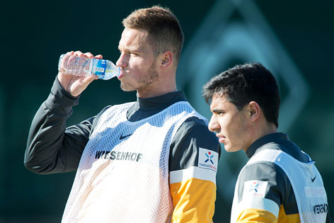 © APA/dpa/Soeren Stache Marko Arnautovic und Özkan Yildirim (Bremen)