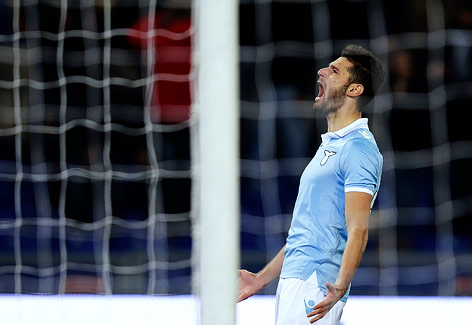 Lazios Antonio Candreva ärgert sich über eine vergebene Torchance