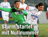 Manuel Prietl (li/Mattersburg) und  Imre Szabics (Sturm)