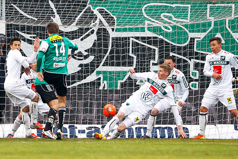 Jan Marc Riegler trifft zum 1:0