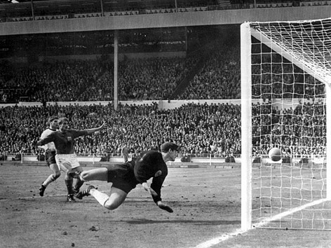 © AP/File Wembley-Tor in 1966