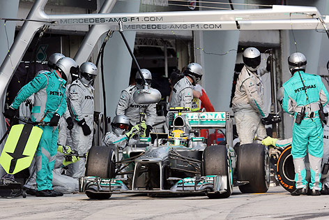 Lewis Hamilton beim Boxenstopp