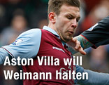 Liverpool's Daniel Agger,gegen Aston Villa's Andreas Weimann