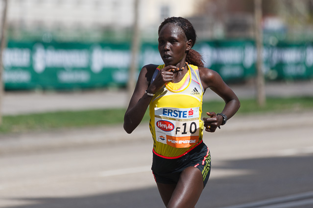 Die Läuferin Flomena Cheyech 