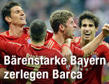 Thomas Müller und Mitspieler (Bayern) jubeln