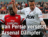 Bacary Sagna (Arsenal) und Robin van Persie (ManUnited)