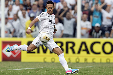 © APA/EPA/Sebastiao Moreira Neymar (Santos)