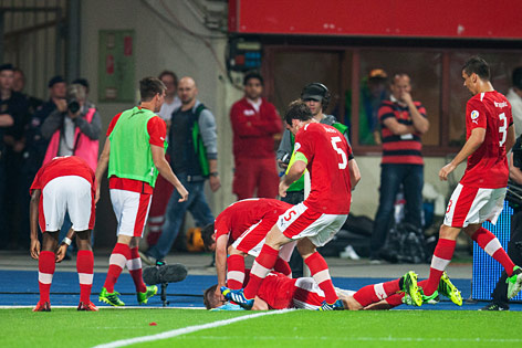 © ORF.at/Peter Pfeiffer Mark Janko mit einem Flugkopfball
